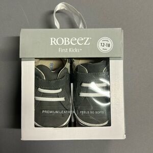 Robeez baby shoes 12-18 months
